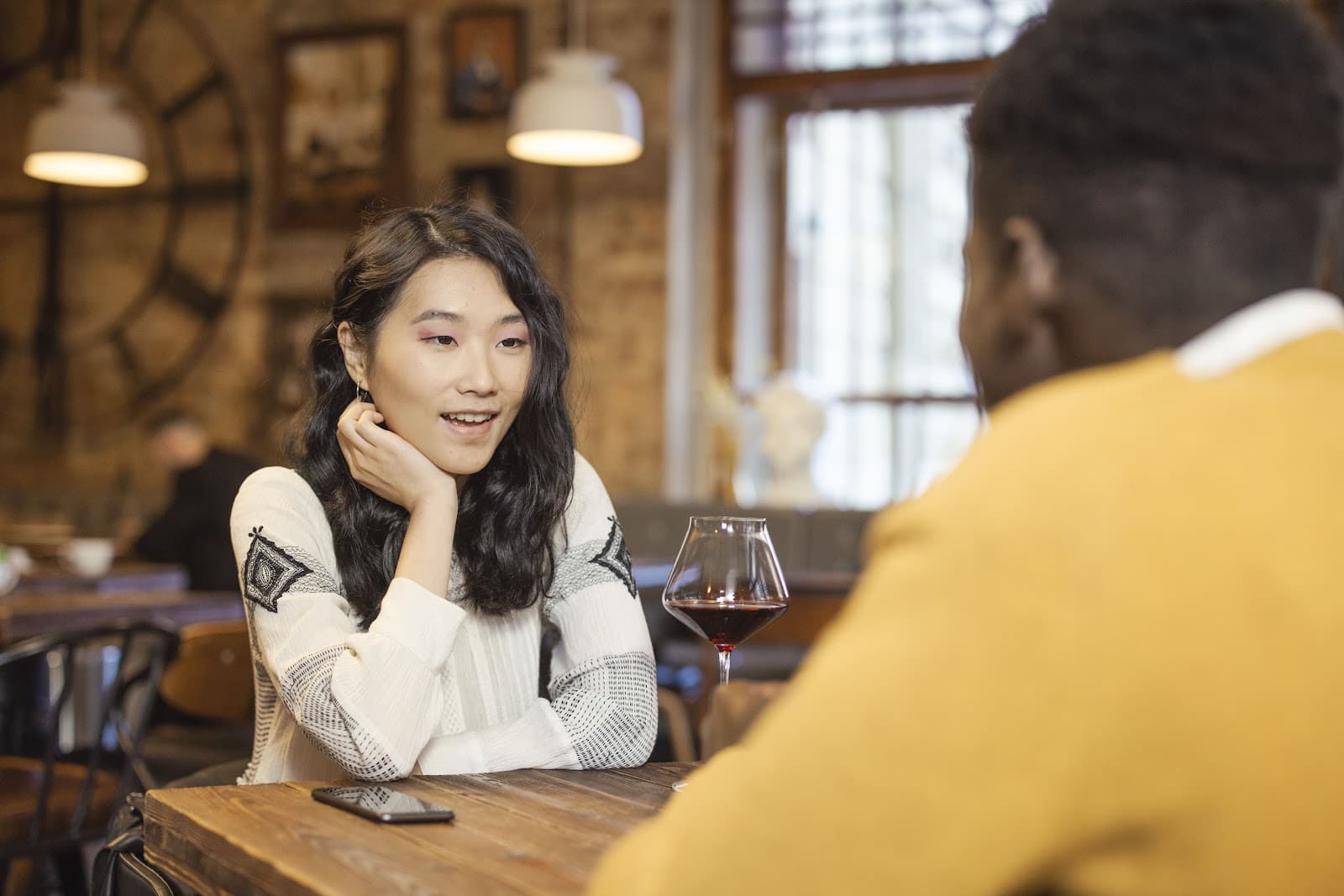 Where to Meet Japanese Girls in Tokyo (2026 Guide)