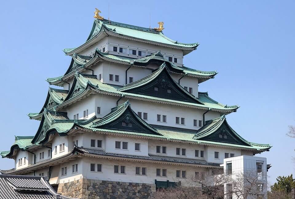 名古屋城の天守と名城公園