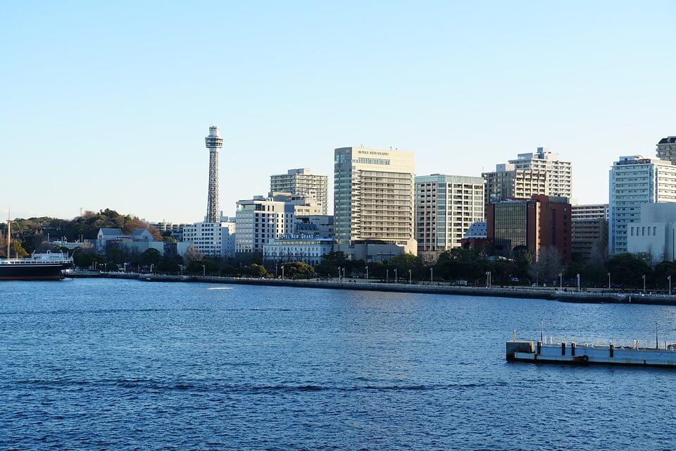 山下公園から大さん橋へ続く海沿いの遊歩道