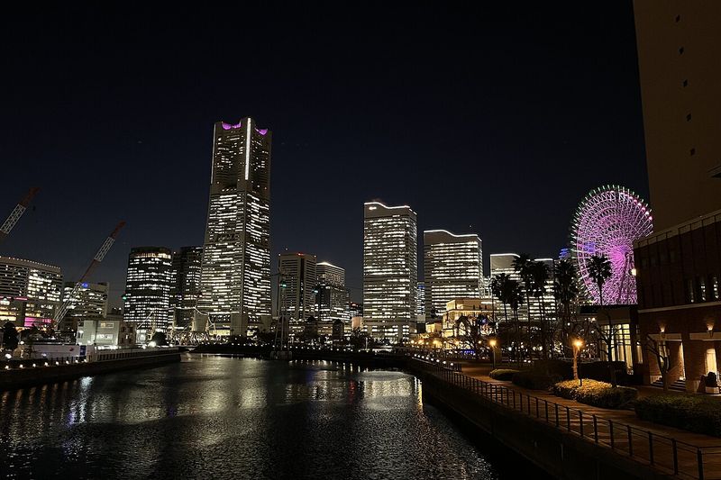 横浜みなとみらいの夜景